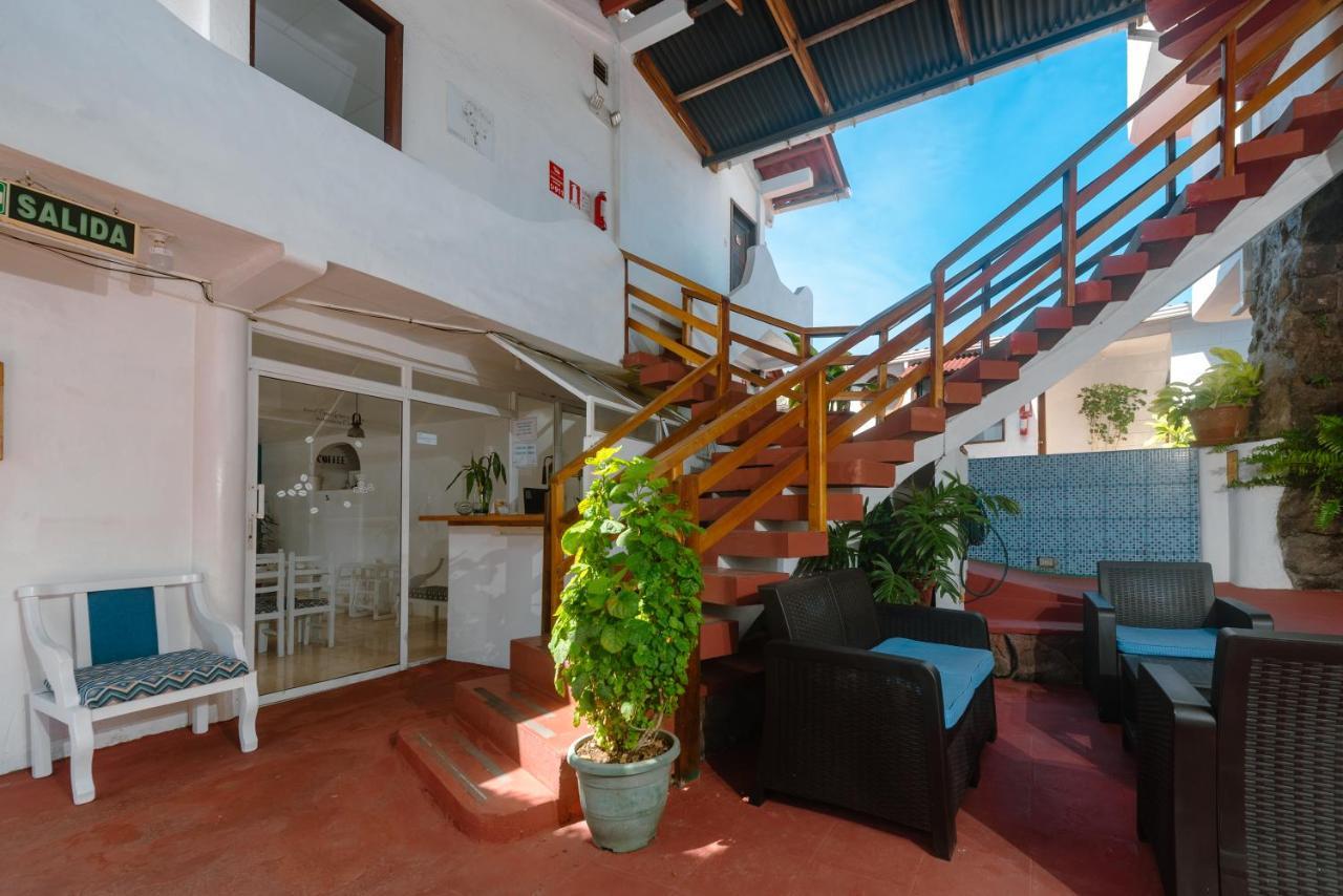 Hostal North Seymour Puerto Ayora  Eksteriør bilde